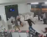 Quadrilha assalta lanchonete em Oliveira