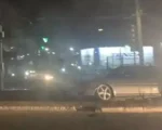 Ita&uacute;na: Carro fica preso em vala &agrave;s margens da linha f&eacute;rrea