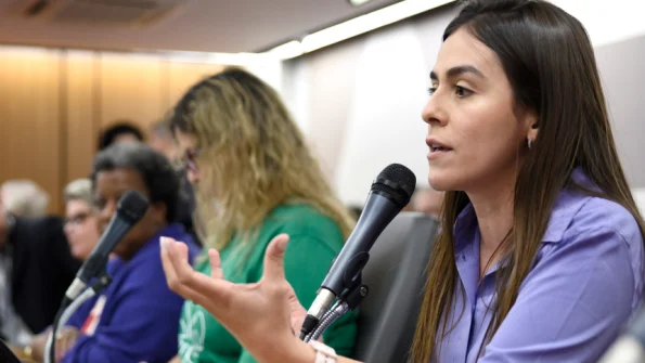 Operação de Busca e Apreensão: Deputada França Apoia Medidas contra Ameaças a Parlamentares