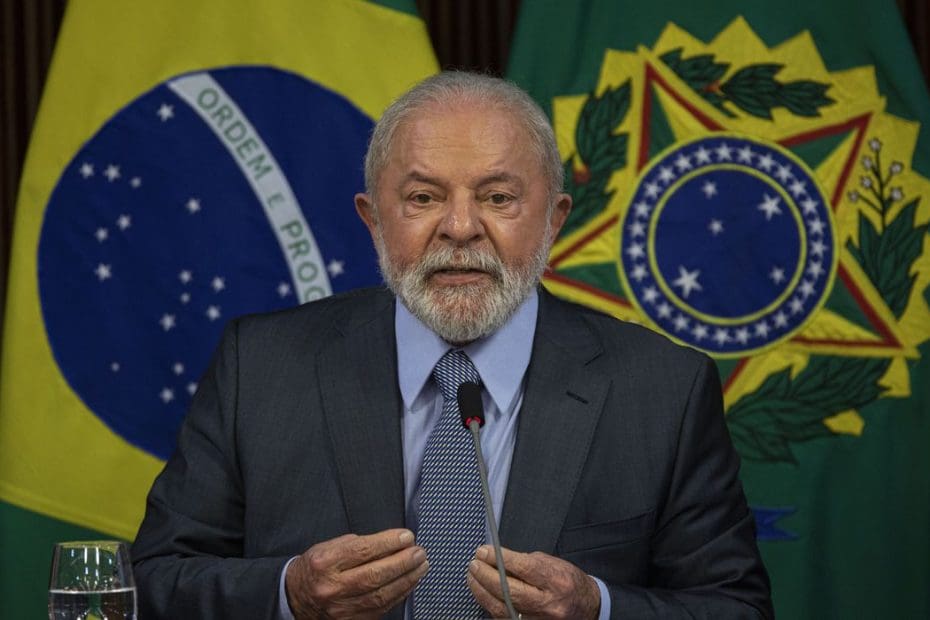 Lula virá a Minas no fim de setembro para lançamento do PAC