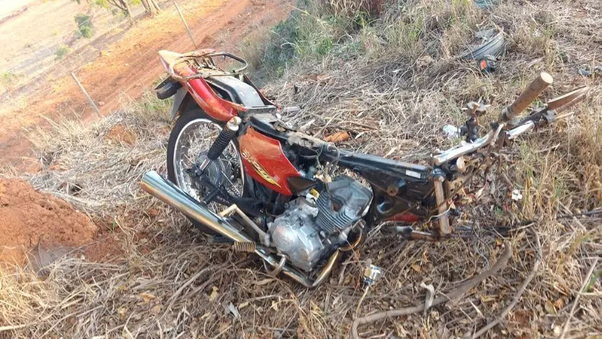 Pará de Minas: Acidente entre moto e caminhonete na MG-431 deixa vítima fatal