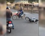 Flagra: Motociclista foge após acidente no Niterói