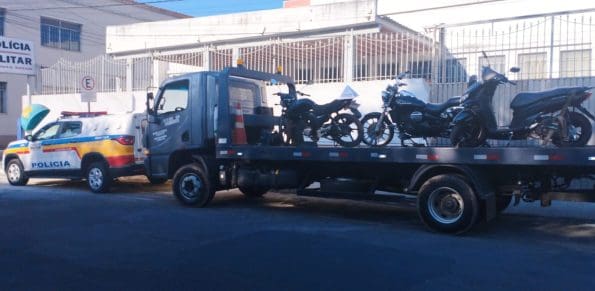 PM recupera três motos furtadas em Santo Antônio do Monte; menor é apreendido
