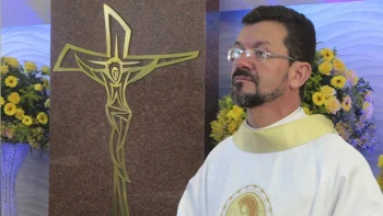 Padre Edmar, que estava na Par&oacute;quia de Nossa Senhora da Piedade em Ita&uacute;na