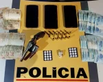 Arcos: Condutor é preso com 24 comprimidos de rebite e mais de R$2 mil