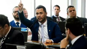 Projeto de Cleitinho resolve impasse entre Governo Federal e STF sobre FGTS