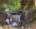 Pitangui: Carro cai em ribanceira, deixa criança de 3 anos gravemente ferida e uma vítima fatal