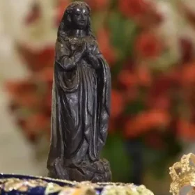 A imagem de Nossa Senhora Aparecida sempre foi negra?