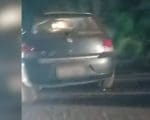 Carro bate em barranco na rodovia entre Divinópolis a Carmo do Cajuru; motorista foge do local