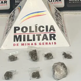 Polícia Militar apreende drogas no Santa Lúcia