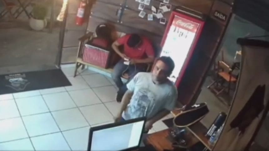 Homem furta pizzaria no Danilo Passos, em Divinópolis