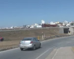 Retirada dos postes gera acidente