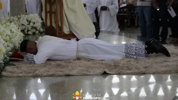 Diocese de Divin&oacute;polis ter&aacute; cinco novos di&aacute;conos