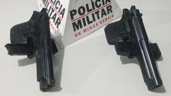 Cláudio: Dois menores são pegos com simulacros de arma de fogo