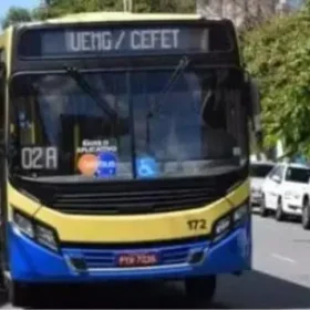 Veja cidades com gratuidade no ônibus para maiores de 60; projeto não foi aprovado em Divinópolis