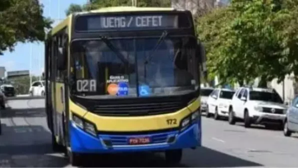 Veja cidades com gratuidade no ônibus para maiores de 60; projeto não foi aprovado em Divinópolis