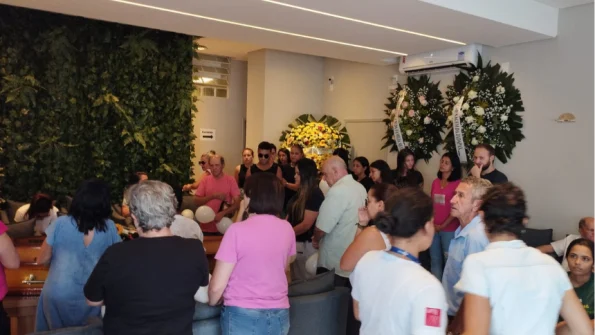 Velório de Sheilla aconteceu nesta terça