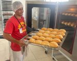 Padaria instalada na sede da APAC Divinópolis começa a operar e fornecer pães para empresas