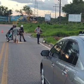 Um acidente de trânsito foi registrado na tarde desta quinta-feira (30/11), na rodovia AMG 0345, Km 3, em Divinópolis.