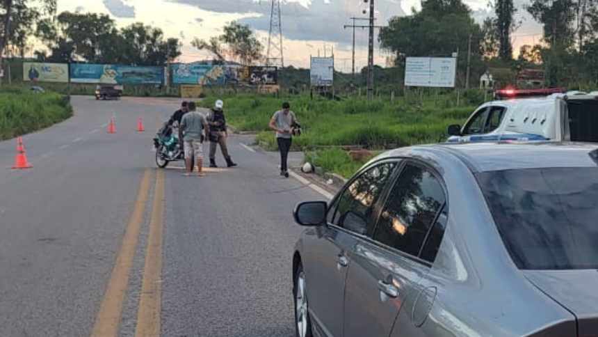 Um acidente de trânsito foi registrado na tarde desta quinta-feira (30/11), na rodovia AMG 0345, Km 3, em Divinópolis.