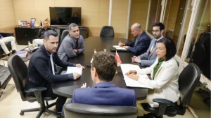 Atrav&eacute;s da mobiliza&ccedil;&atilde;o do Senador Cleitinho e Prefeitura Municipal, foram viabilizadas 462 novas moradias do Programa &ldquo;Minha Casa, Minha Vida&rdquo; para Divin&oacute;polis. A aprova&ccedil;&atilde;o foi divulgada atrav&eacute;s da Portaria MCID N&ordm; 1.482, do Minist&eacute;rio das Cidades, nela h&aacute; a sele&ccedil;&atilde;o de tr&ecirc;s propostas de empreendimentos habitacionais.