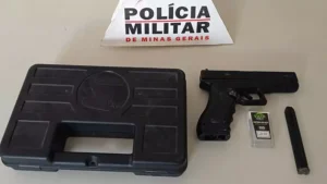 Formiga: Homem usa arma de brinquedo para roubar mercearia e crime é frustrado