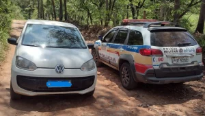 Em Divinópolis: Ex-detentos são presos em veículo roubado