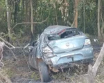 Carro cai em barranco na MG-431 e motorista morre