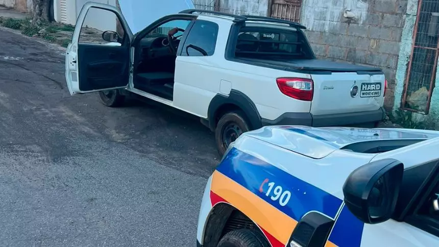 Veículo roubado é recuperado pela PM no Campina Verde em Divinópolis