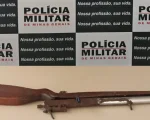 A Pol&iacute;cia Militar de Lagoa da Prata prendeu um homem por porte ilegal de arma de fogo na tarde desta sexta-feira (29). De acordo com a PM, a pris&atilde;o ocorreu ap&oacute;s uma den&uacute;ncia an&ocirc;nima informando que um indiv&iacute;duo estava transitando pelas ruas do bairro Am&eacute;rico Silva portando uma espingarda.