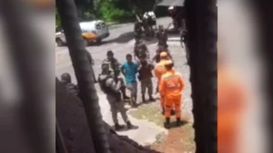Um homem fez mulher de 26 anos refém por mais de duas horas no bairro Morada Nova em Divinópolis na manhã desta quarta-feira (06). Além da mulher, o homem teria feito também o filho de seis anos de refém.