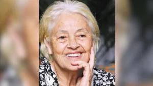 Ad&eacute;lia Prado completa 88 anos e celebra com lan&ccedil;amento de novo livro