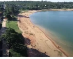Obras de revitaliza&ccedil;&atilde;o do Lago das Roseiras em Divin&oacute;polis &eacute; paralisada