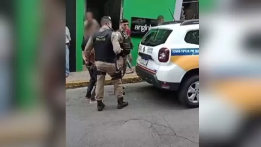 Assalto com ref&eacute;m em Par&aacute; de Minas