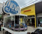 Estúdio móvel da rádio Nova Sertaneja esta ao vivo direto da Havanna Cafeteria