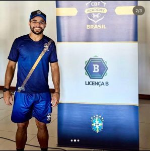 Divinopolitano Xavier se prepara para o futuro no futebol.