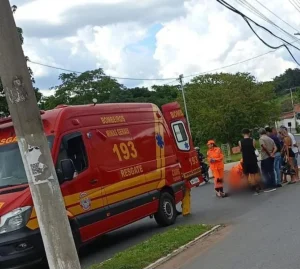 Formiga: Homem fica ferido ao sofrer queda de moto