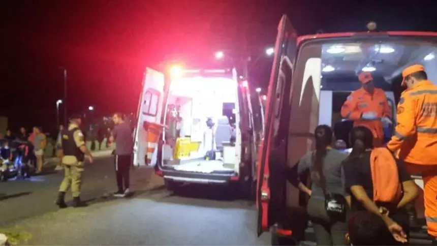 Formiga: Acidente entre motocicletas deixa 3 feridos