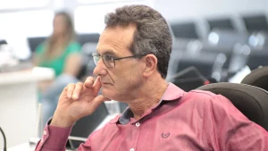 Vereador Ademir descobre poss&iacute;veis irregularidades no contrato do restaurante popular e prefeitura troca empresa