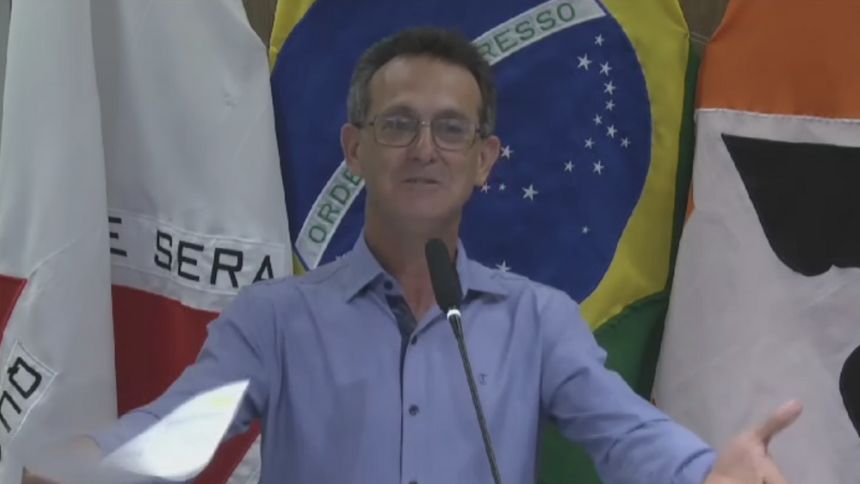 Vereador questiona assinaturas de secretário no Diário Oficial: "Afastamento de araque?"