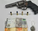 Homem atira em via p&uacute;blica em Ita&uacute;na e tenta fugir da PM