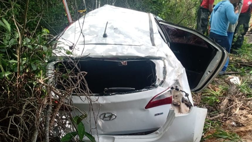 Biom&eacute;dica que atuava em Divin&oacute;polis morre em acidente em Lagoa da Prata