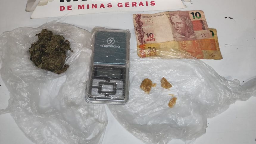 Homem &eacute; preso com drogas no bairro Esplanada, em Divin&oacute;polis