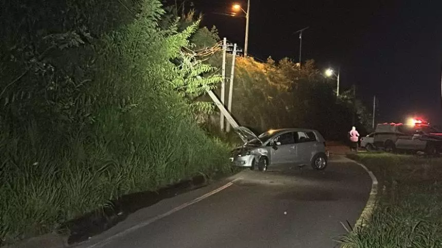 Homem fica ferido ap&oacute;s acidente na estrada de Ermida