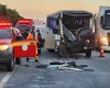 Nova Serrana: Acidente entre carreta e ônibus deixa 11 feridos, uma vítima está em estado grave