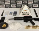 PM apreende submetralhadora, munições e drogas no Centro de Divinópolis