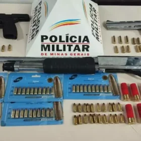 Homem é preso com três armas e mais de 70 munições em Nova Serrana