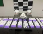 Jovem é preso com mais de 3 mil pinos de cocaína; a droga seria distribuída em Pitangui, Conceição do Pará e Leandro Ferreira