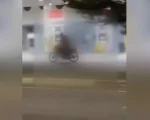Pará de Minas: Homem é flagrado pilotando moto sem roupa