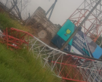 Torre da Minas FM &eacute; arrancada pela ventania desta quarta-feira